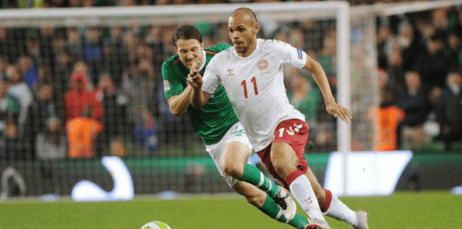 包含丹麦队将与冰岛队打破势均力敌的僵局的词条