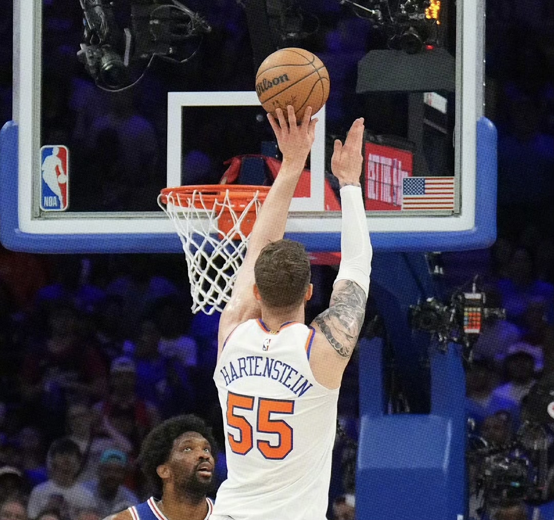 BTi体育-包含艾因特拉赫特球员全力备战下一场比赛，决心取得胜利的词条